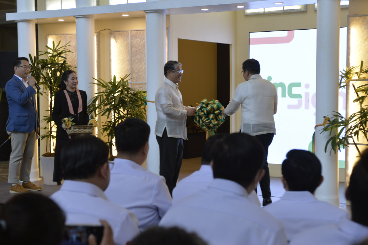 Church officers from Seoul enhance communication skills via webinar