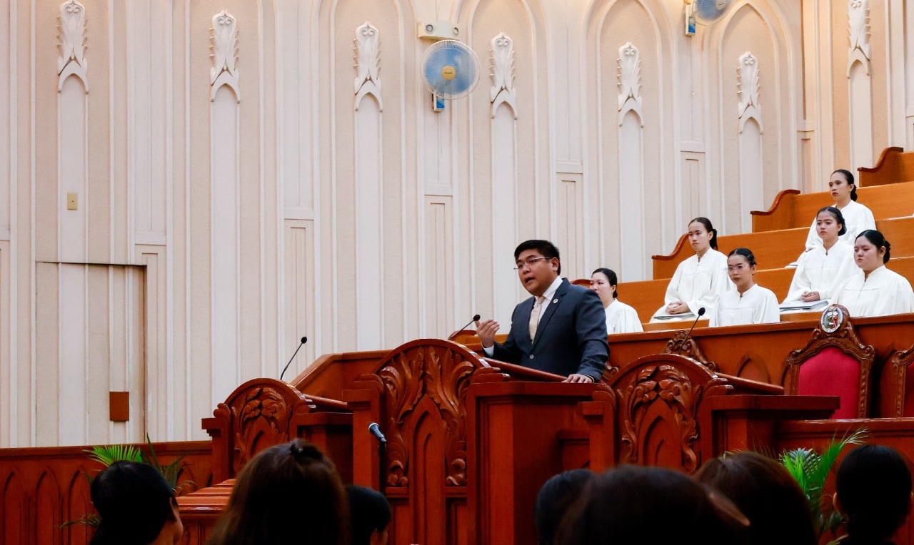 Church officers from Seoul enhance communication skills via webinar