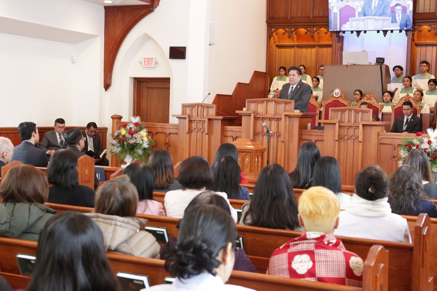 Church officers from Seoul enhance communication skills via webinar
