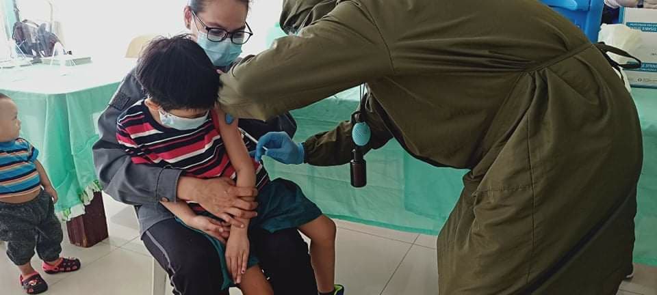Church Administration cares for children, supports nationwide polio vaccination in Philippines