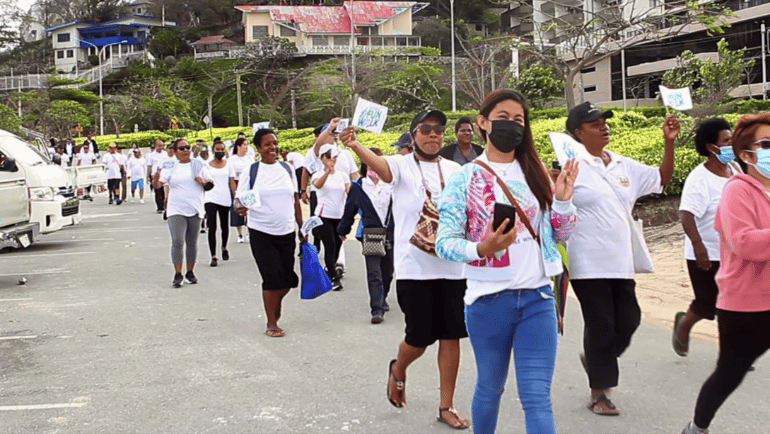 Port Moresby Congregation conducts Fun Walk, Pasugo drive