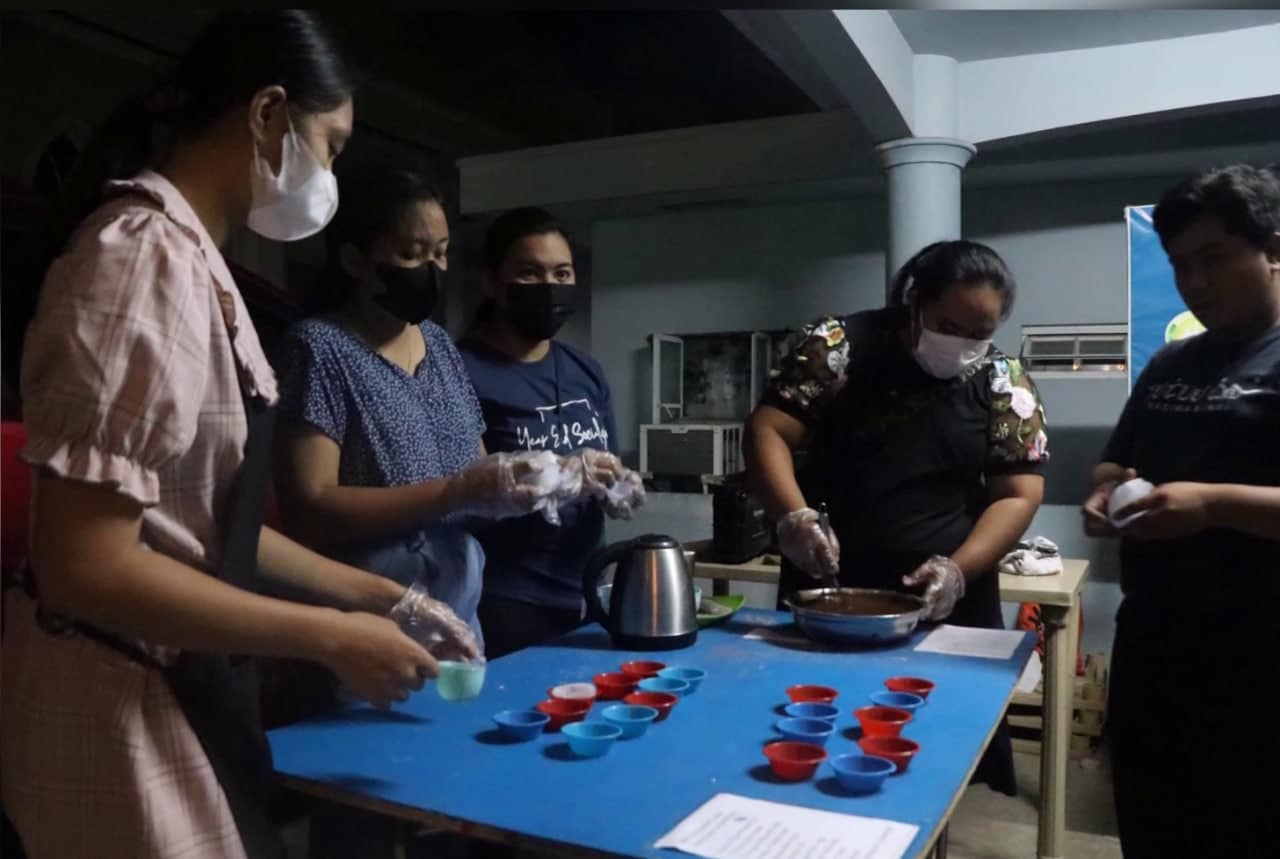Laoang youth experience baking cupcakes