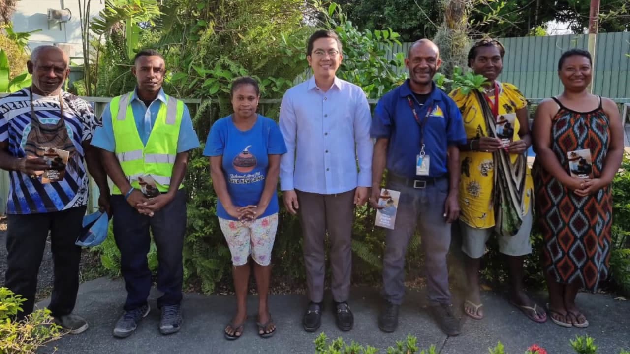Port Moresby Congregation commemorates anniversary via propagation works