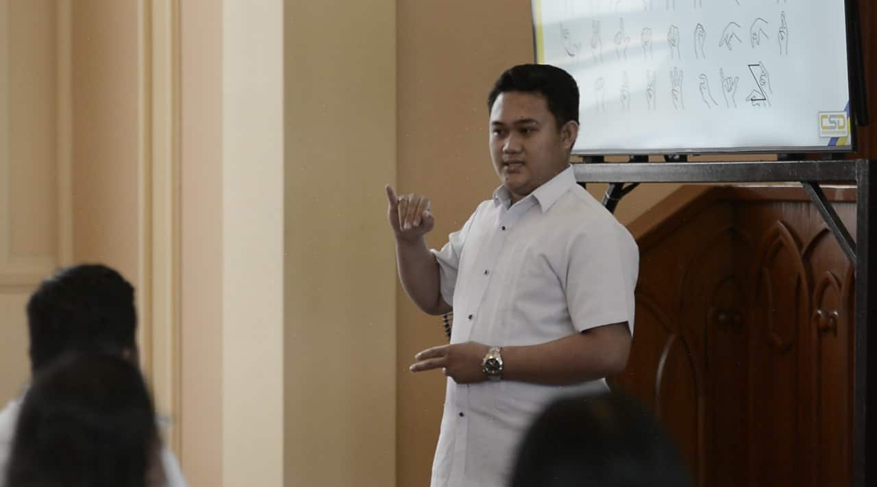 Sarangani CSD hosts Sign Language seminar for Apopong brethren