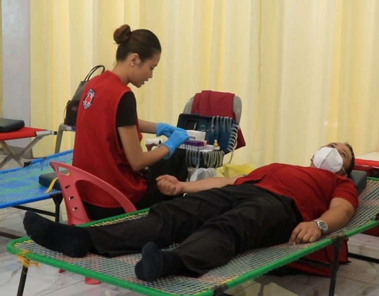 Iloilo South District conducts blood donation