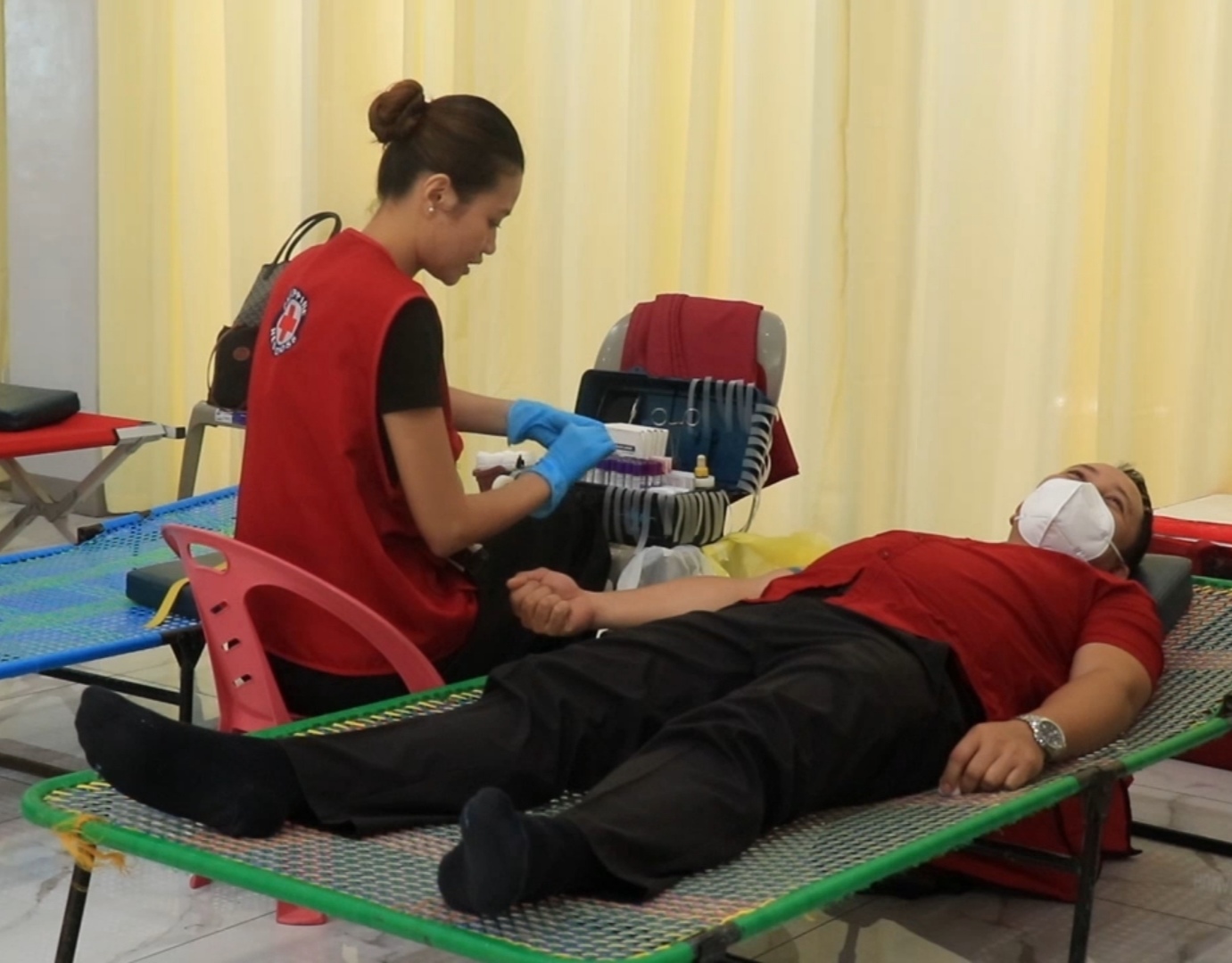 Iloilo South District conducts blood donation
