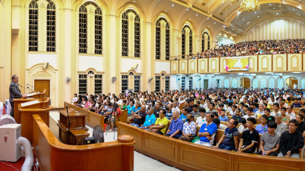 Church officers from Seoul enhance communication skills via webinar