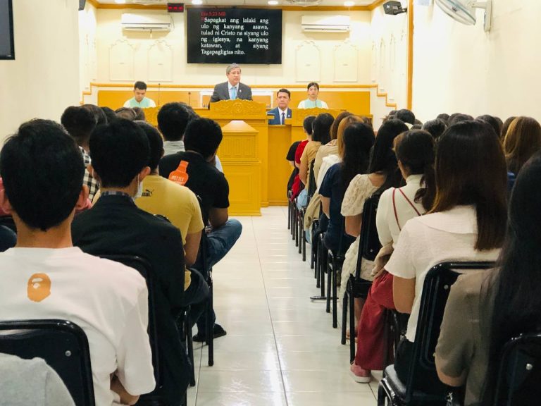 Three congregations in Taiwan mark anniversaries, share the gospel