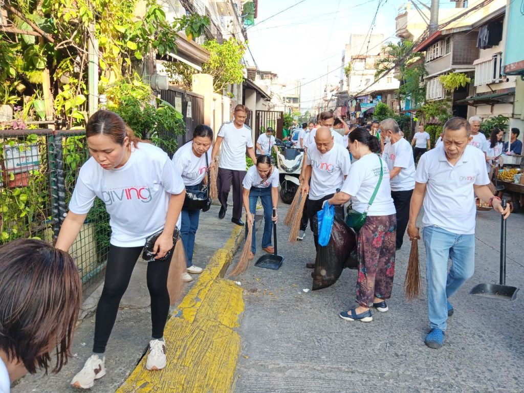 Metro Manila East holds district-wide clean-up drives