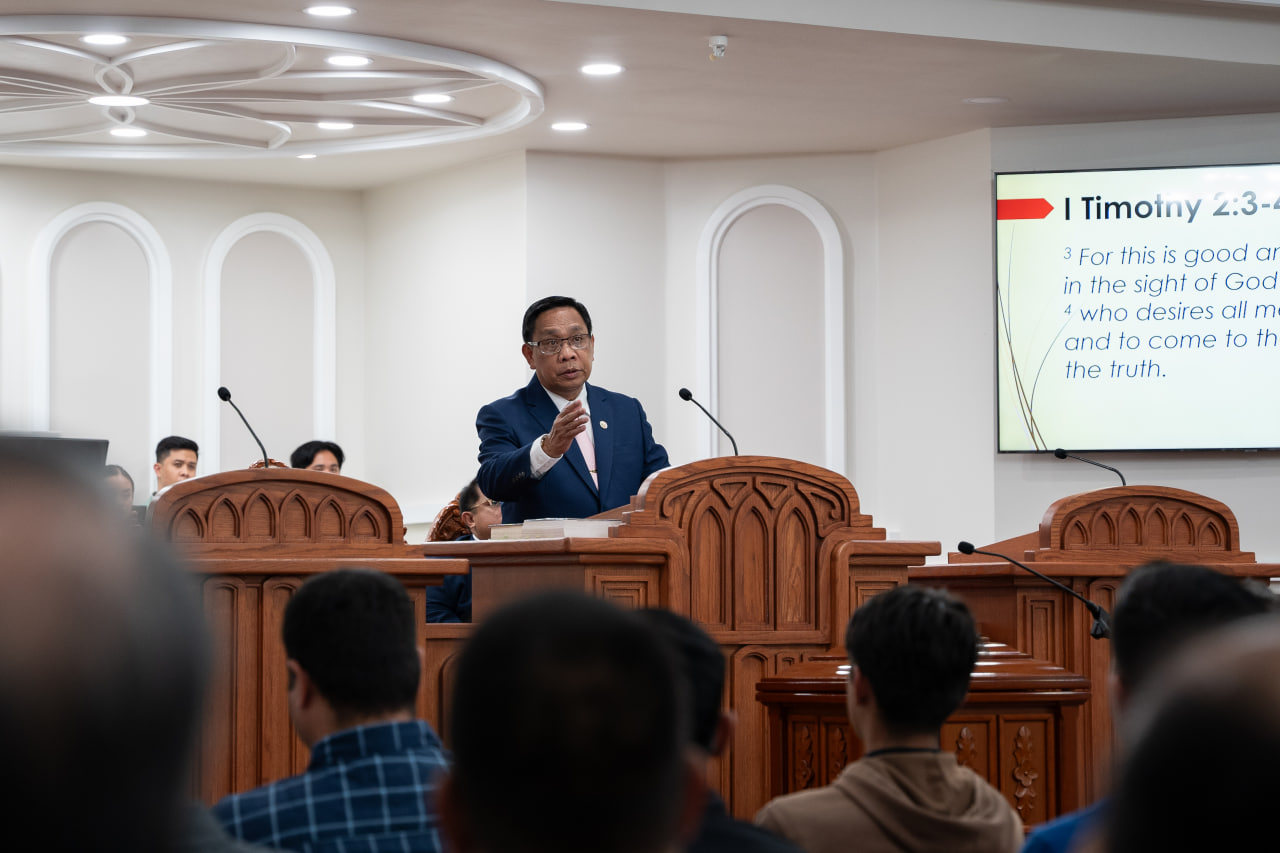 Church officers from Seoul enhance communication skills via webinar