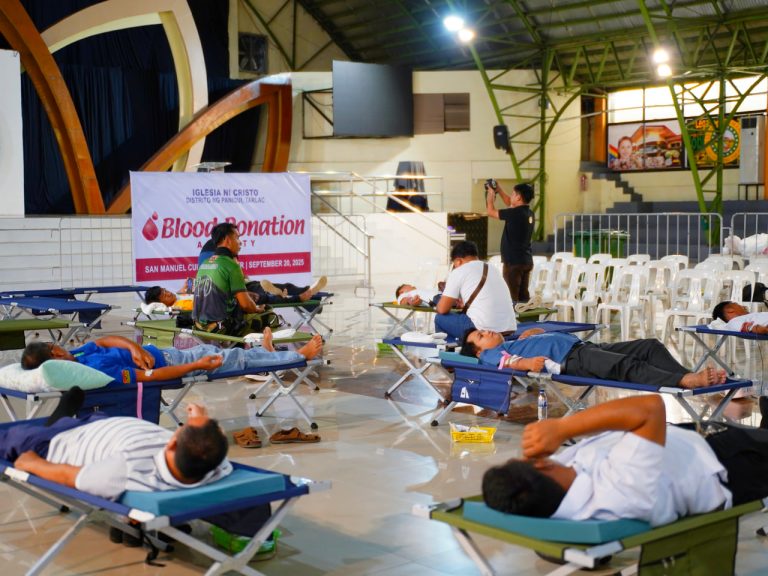 Buklod, KADIWA members from Paniqui, Tarlac donate blood