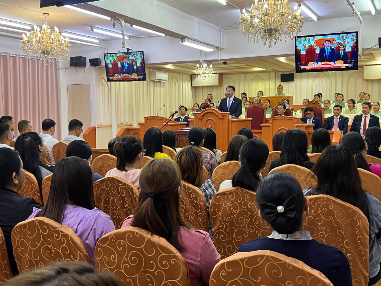 Various districts unite for worldwide evangelical mission