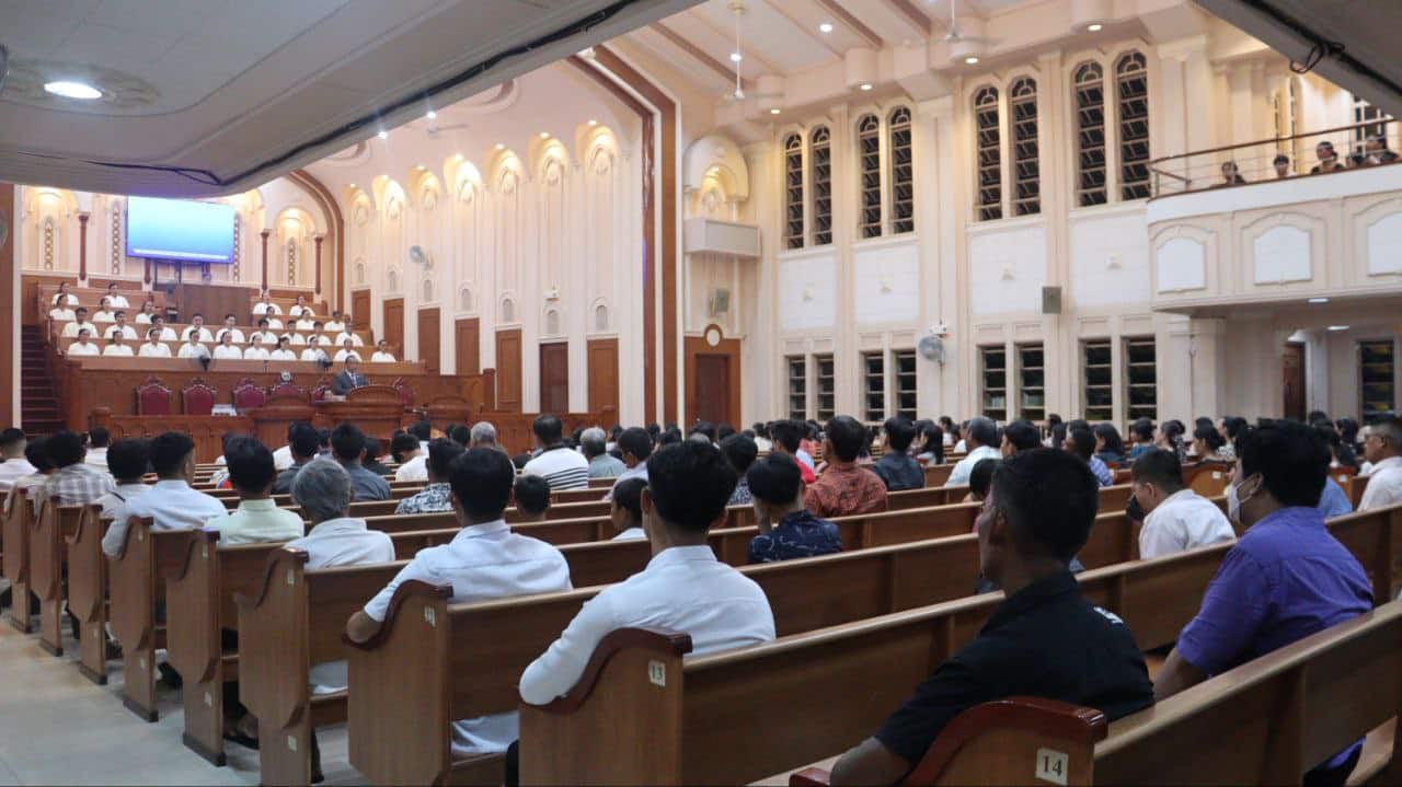 Various districts unite for worldwide evangelical mission