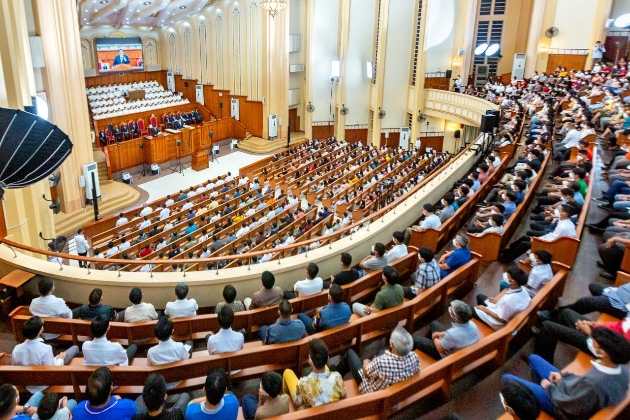 A blessing to the Church: Brother Angelo Eraño V. Manalo takes oath as INC Deputy Executive Minister