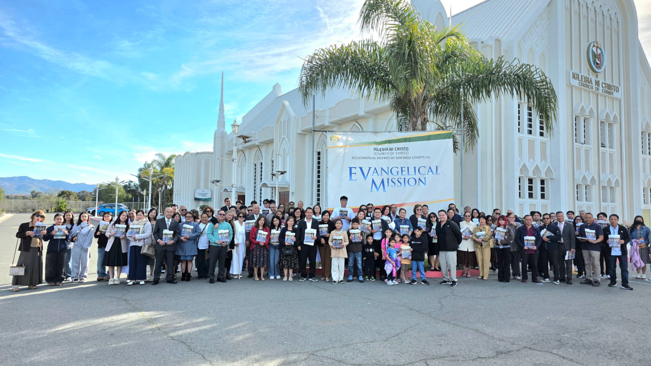 Chula Vista Congregation hands out Pasugo magazines