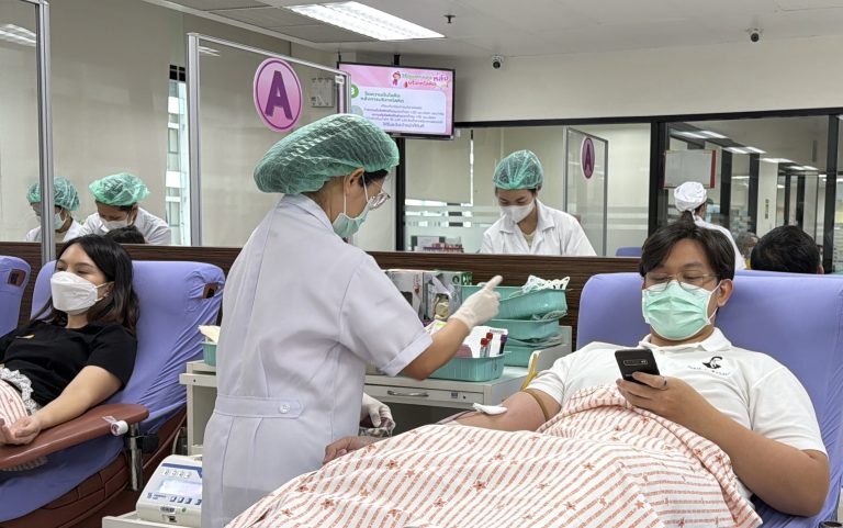 Brethren in Thailand unite for a blood donation