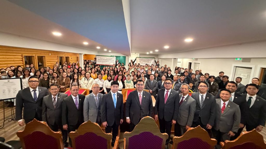 Manitoba District opens Kenora GWS