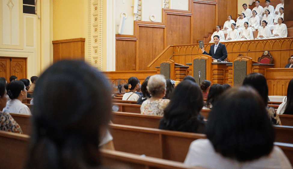 Church officers from Seoul enhance communication skills via webinar